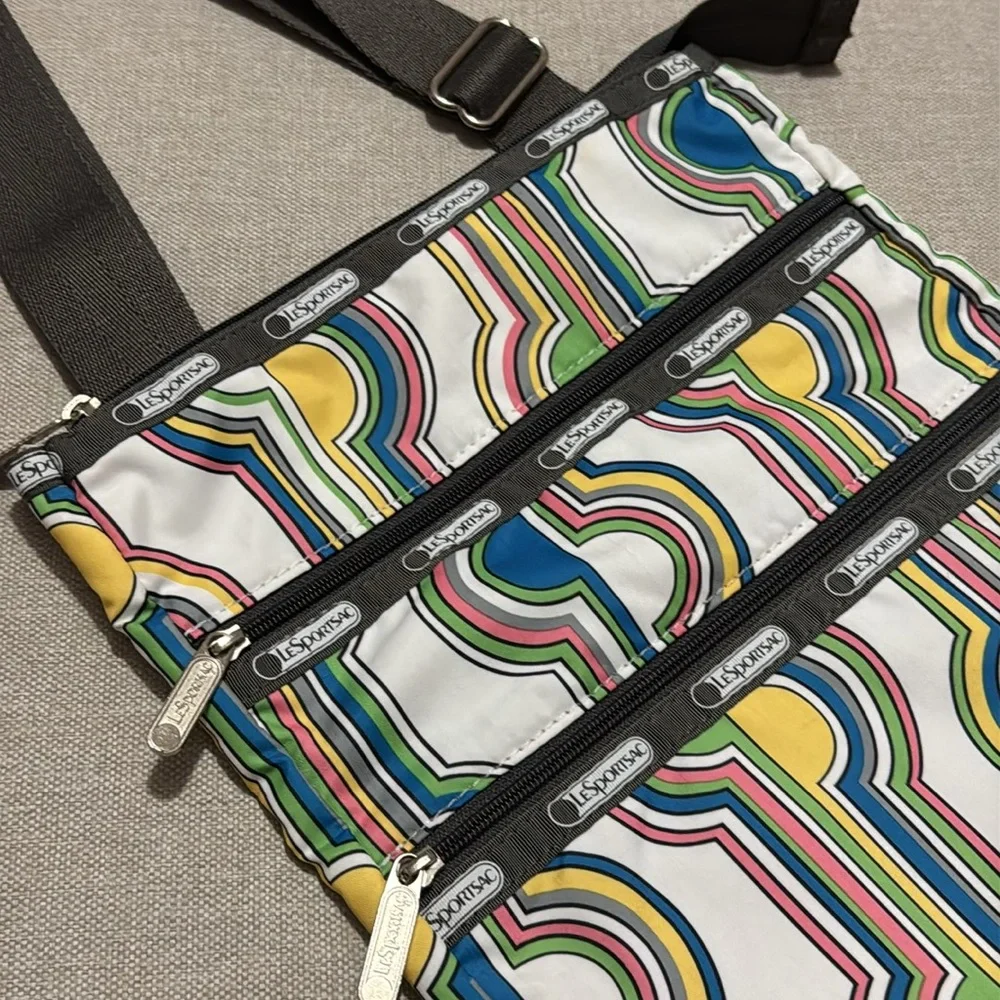 LeSportSac Crossbody Bag-Nylon Retro Print-Wide Gray Strap-3 Zip Compartments